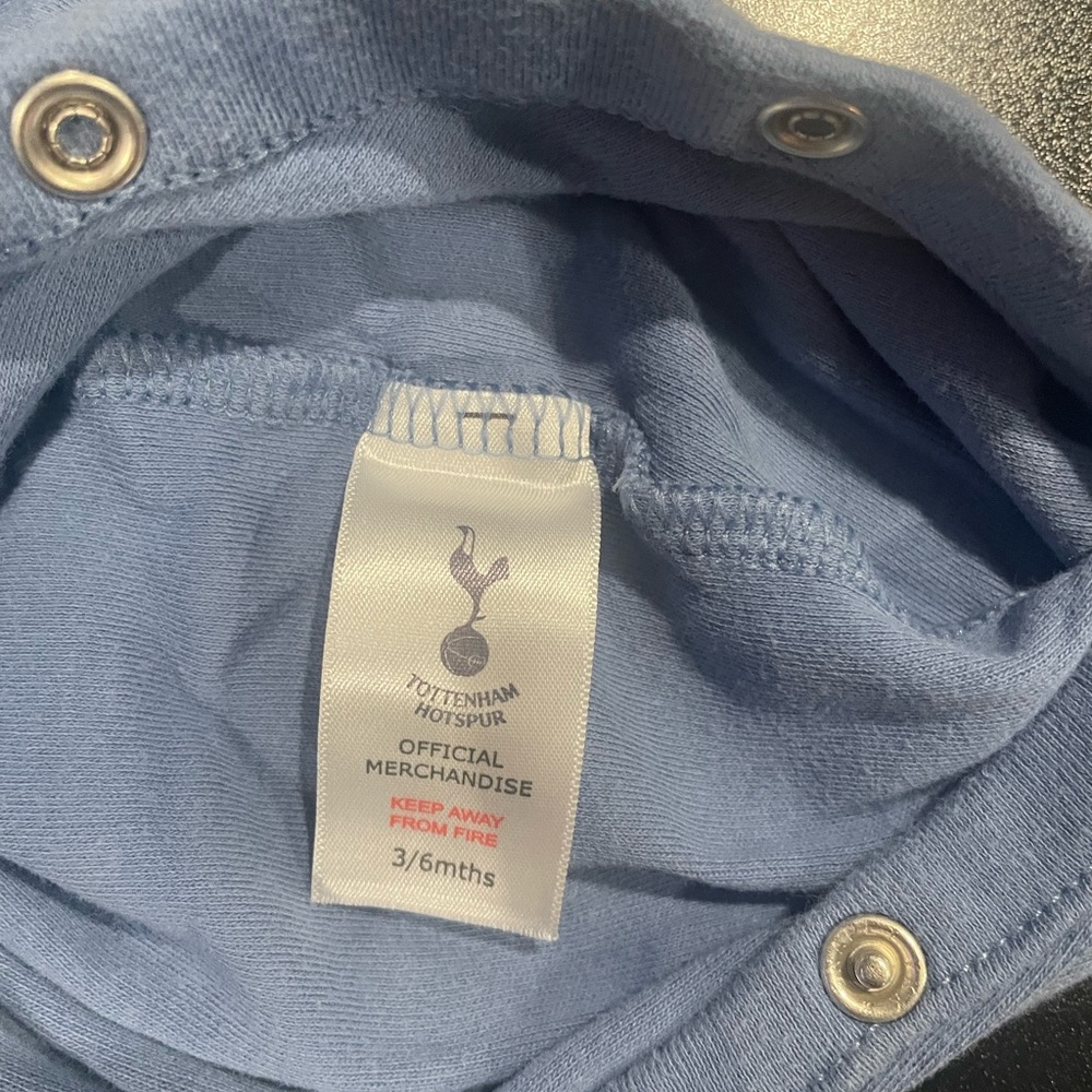 Official Tottenham Hotspur Blue Button Up Pajamas 3-6 mo. ⚽️🐓 - Picture 2 of 5
